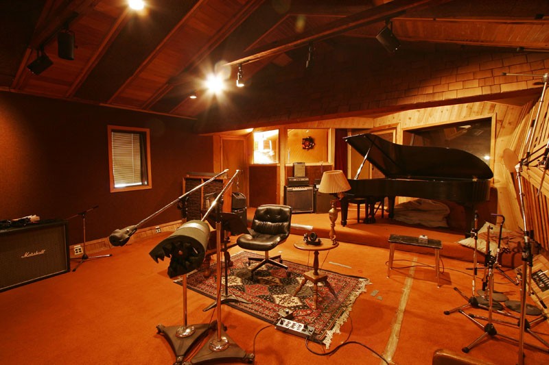 Indigo Ranch: Richard Kaplan & Mike Pinder on Operating Malibu's Legendary  Studio in the 70s & 80s | Tape Op Magazine | Longform candid interviews  with music producers and audio engineers covering