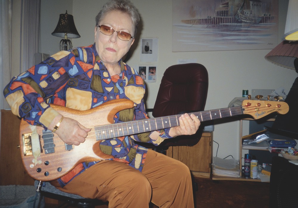 bass player carol kaye